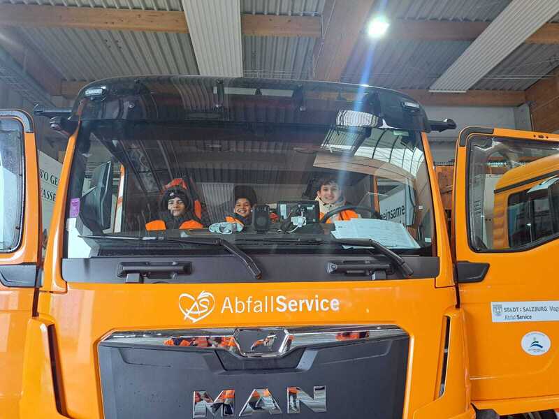 DFK und 3a im Recyclinghof
